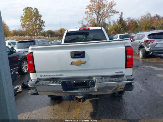 Chevrolet Silverado 3500 Wt Image 14