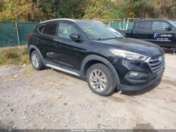  Salvage Hyundai TUCSON
