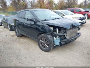  Salvage Hyundai TUCSON