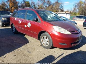  Salvage Toyota Sienna