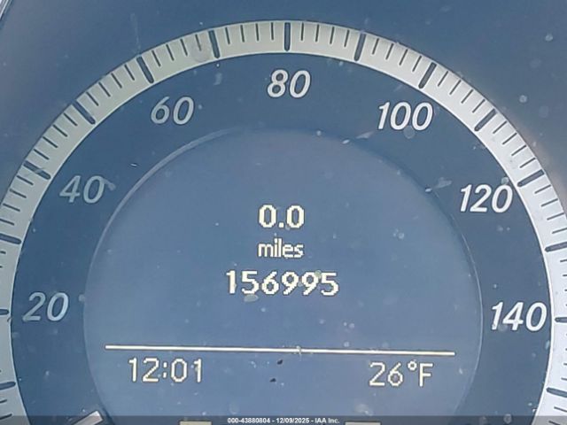 Mercedes-Benz C-Class Image 7