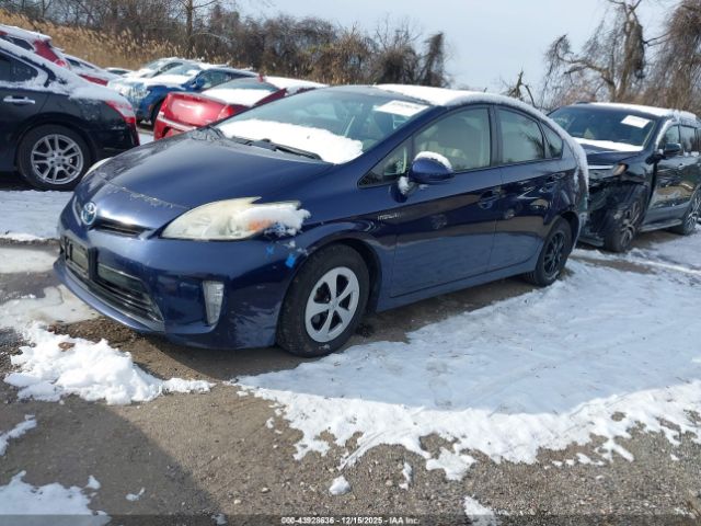 Toyota Prius Two Image 13