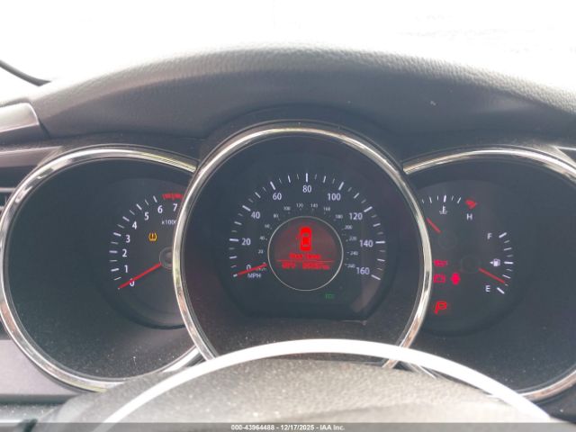 Kia Optima Lx Image 8