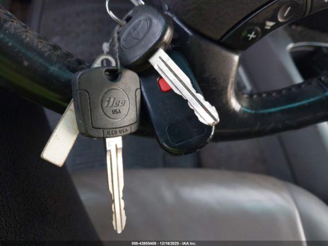 Toyota 4Runner Limited V8 Image 2