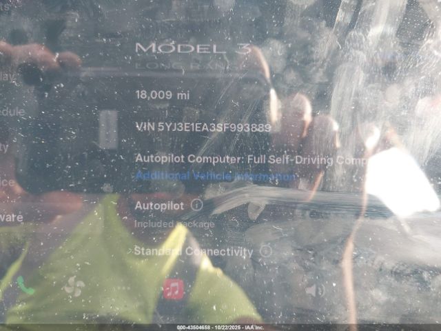 Tesla Model 3 Long Range Rear-wheel Drive Image 2