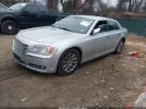 Chrysler 300 Limited Image 3