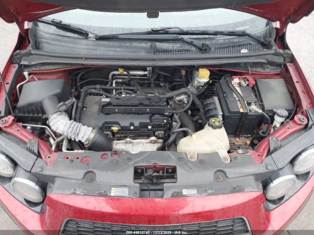 Chevrolet Sonic Lt Manual Image 11