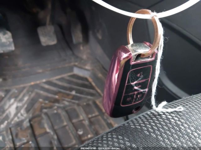 Chevrolet Sonic Lt Manual Image 8