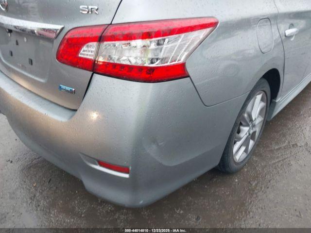 Nissan Sentra Sr Image 9