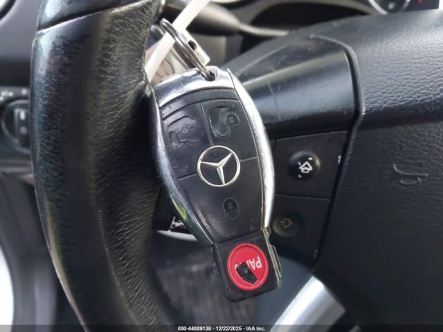 Mercedes-Benz M-Class 4matic Image 2