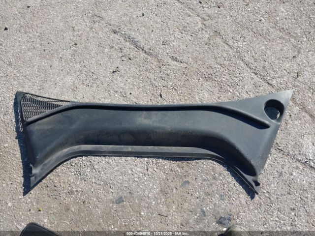 Tesla Model S Image 2