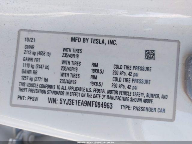 Tesla Model 3 Standard Range Plus Rear-wheel Drive Image 5