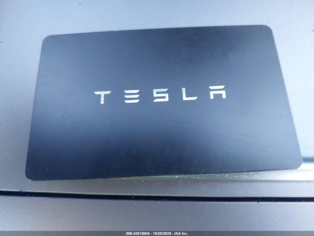 Tesla Model 3 Standard Range Plus Rear-wheel Drive Image 10