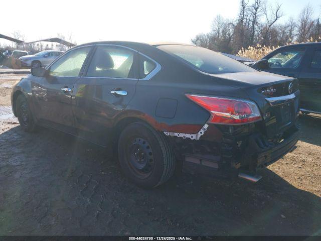 Nissan Altima 2.5 S Image 5