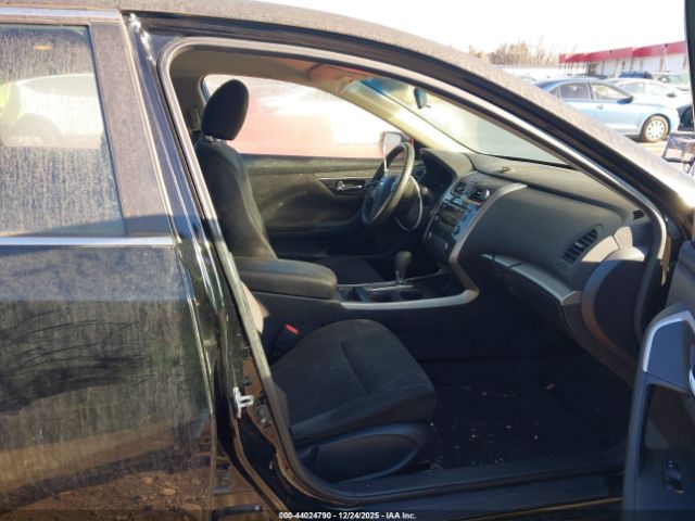 Nissan Altima 2.5 S Image 2