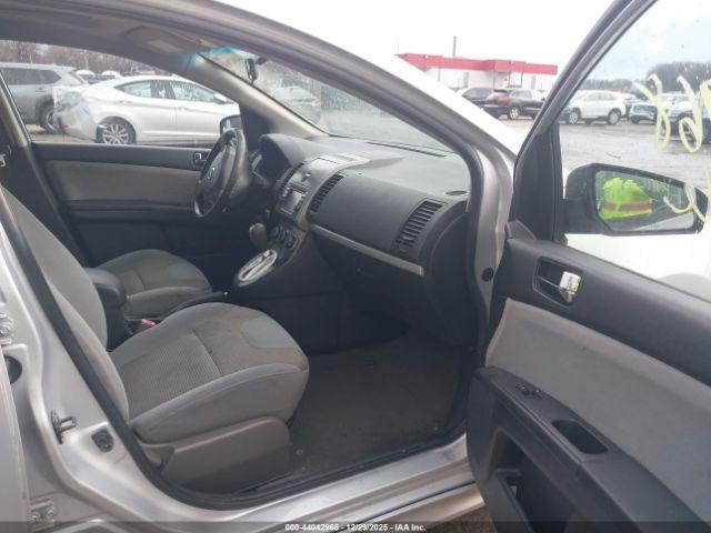 Nissan Sentra 2.0 Sr Image 2