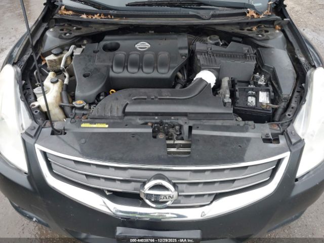 Nissan Altima 2.5 S Image 8