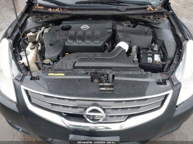 Nissan Altima 2.5 S Image 8