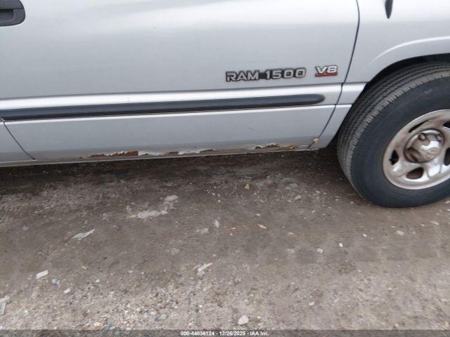 Dodge Ram 1500 St Image 9