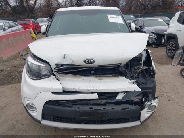 Kia Soul + Image 4