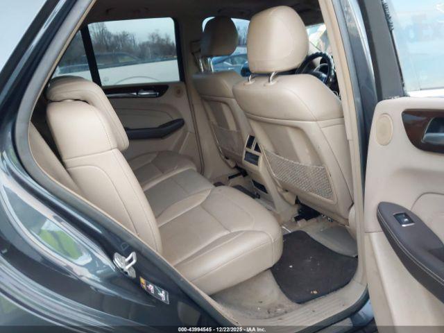 Mercedes-Benz M-Class Image 8