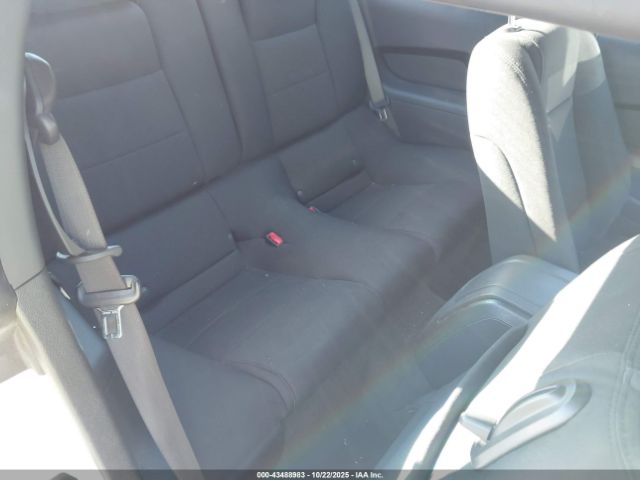 Ford Mustang V6 Image 5