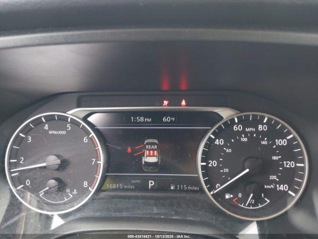 Nissan Rogue S Intelligent Awd Image 7