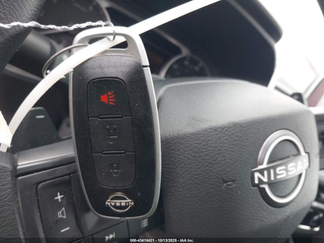 Nissan Rogue S Intelligent Awd Image 17