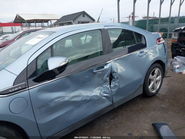 Chevrolet Volt Image 2