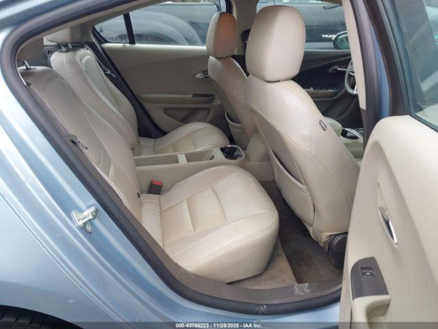 Chevrolet Volt Image 15