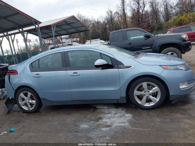 Chevrolet Volt Image 7
