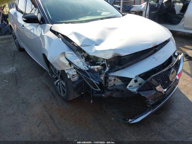 Nissan Maxima 3.5 Sl Image 14