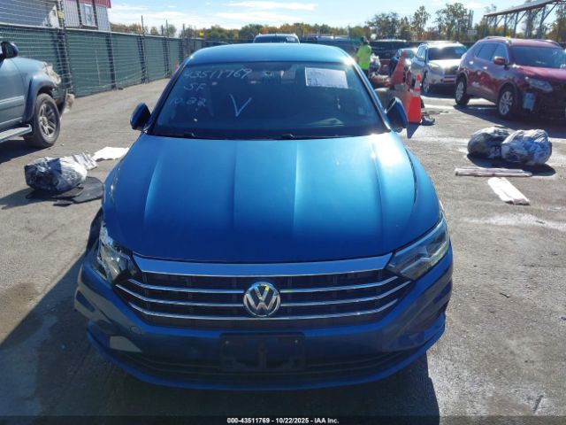 Volkswagen Jetta Image 5