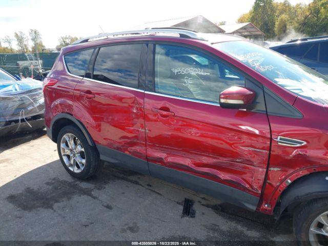 Ford Escape Titanium Image 18