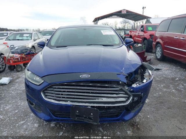 Ford Fusion Se Image 11