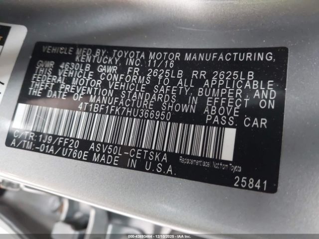 Toyota Camry Se Image 11