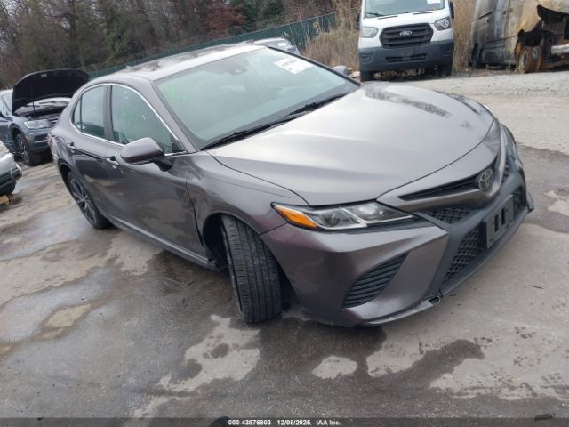 Toyota Camry Se Image 1