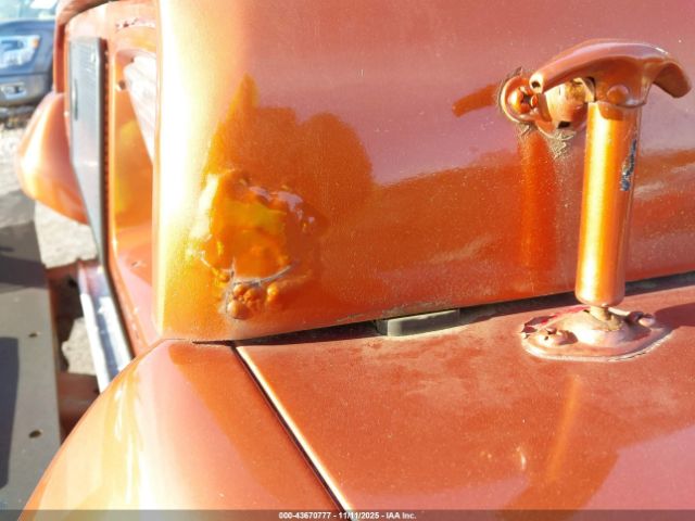 Jeep Wrangler S Image 13