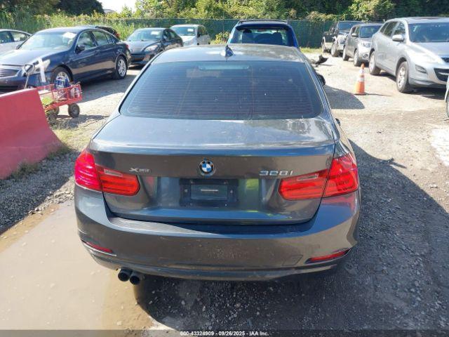 BMW 3 Series Xdrive Image 16