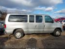 Ford E-350 Image 15
