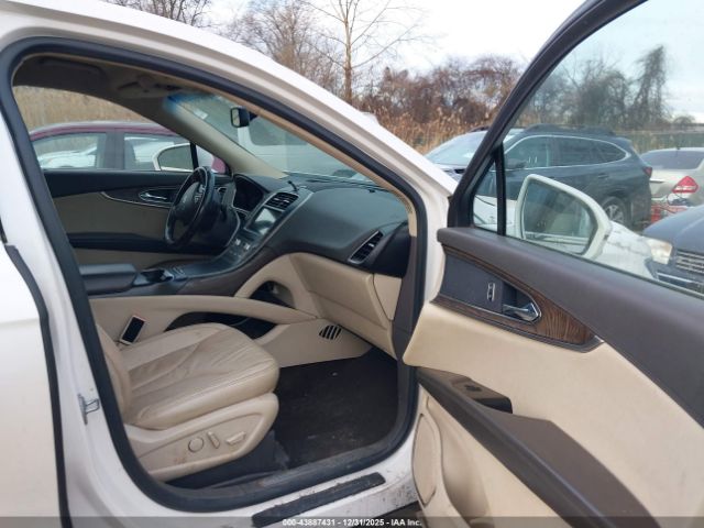 Lincoln MKX Select Image 3