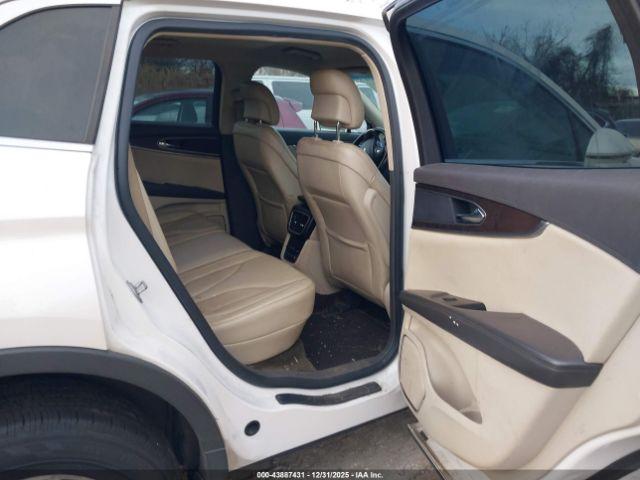 Lincoln MKX Select Image 12