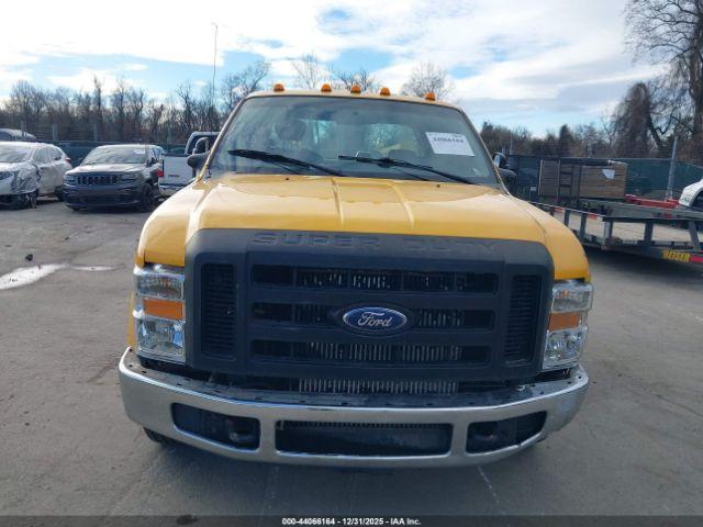 Ford F-350 Image 9