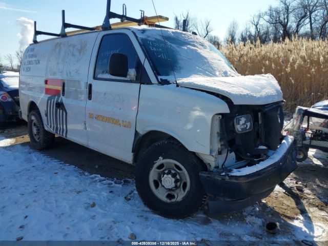 Chevrolet Express Work Van Image 19