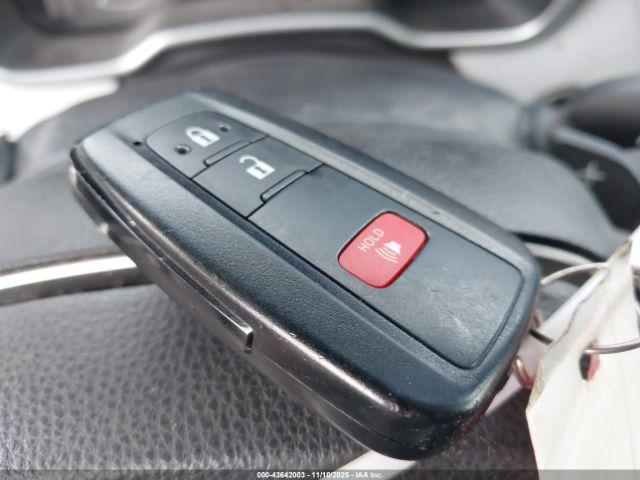 Toyota Corolla Se Image 6