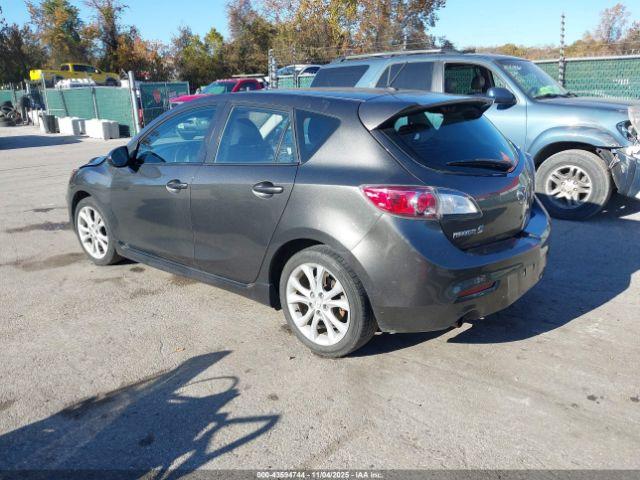 Mazda Mazda3 S Sport Image 2