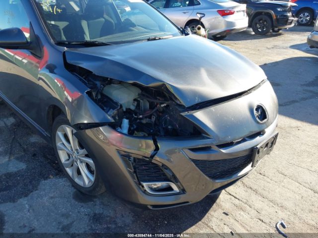 Mazda Mazda3 S Sport Image 3