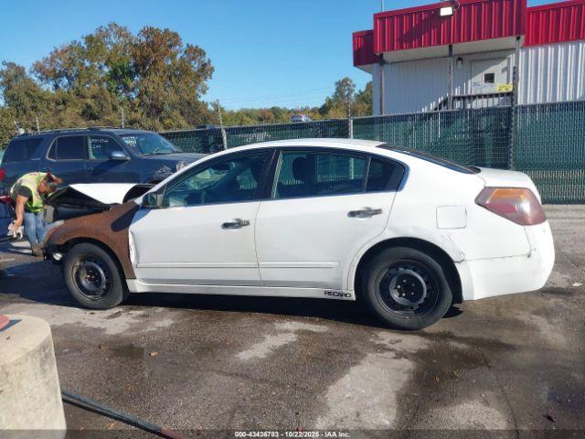 Nissan Altima 2.5 S Image 16