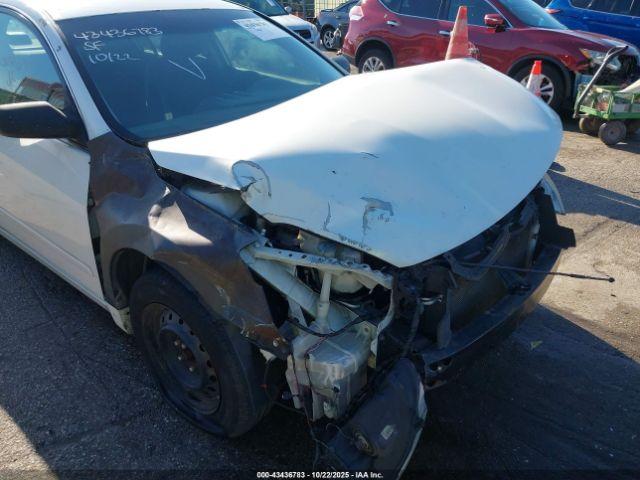 Nissan Altima 2.5 S Image 3