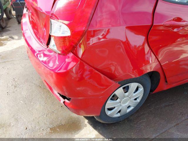 Hyundai ACCENT Se Image 16